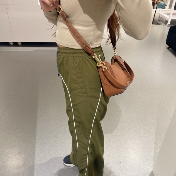 MARC JACOBS 4P4HSH011H01 Crossbody - Picture 4 of 15